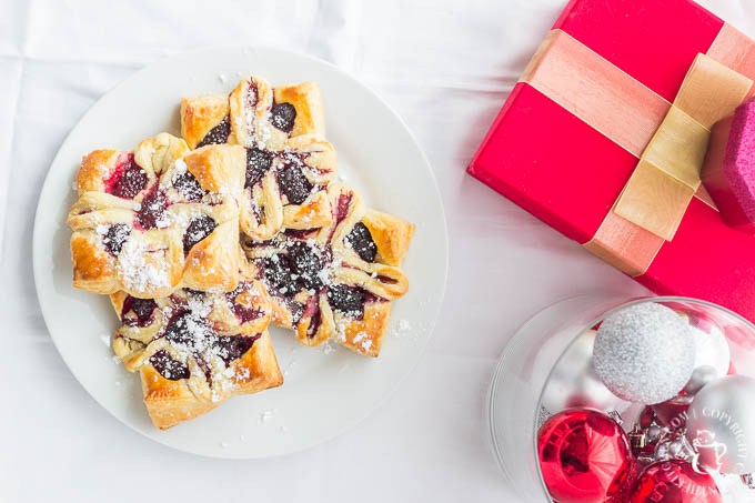 Easy Marionberry danish from catz in the kitchen