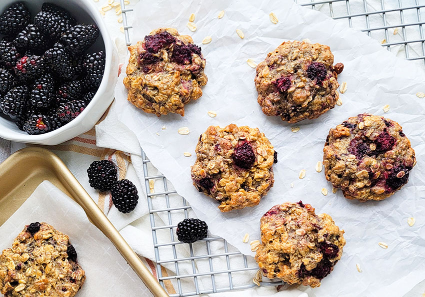 oregon berries beautiful eats and things blackberry oatmeal breakfast cookies