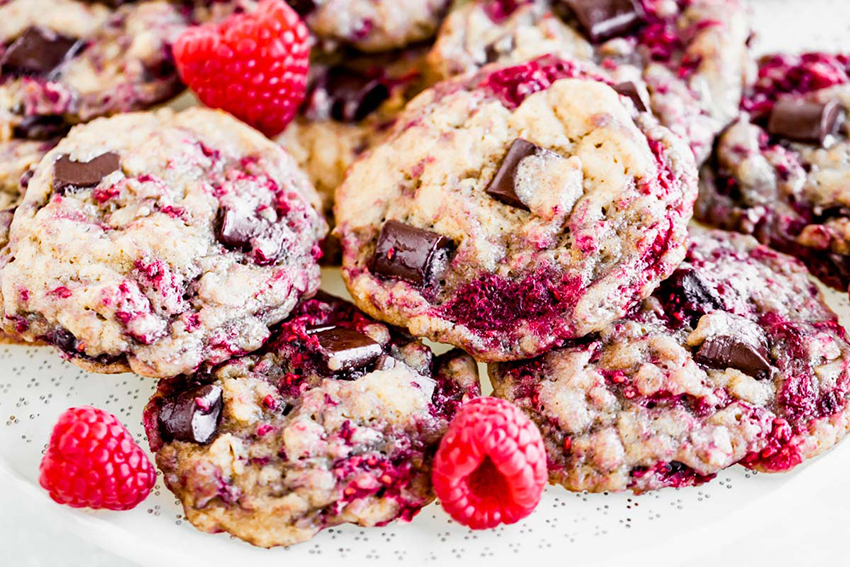 oregon berries healthy seasonal recipes raspberry chocolate chip cookies