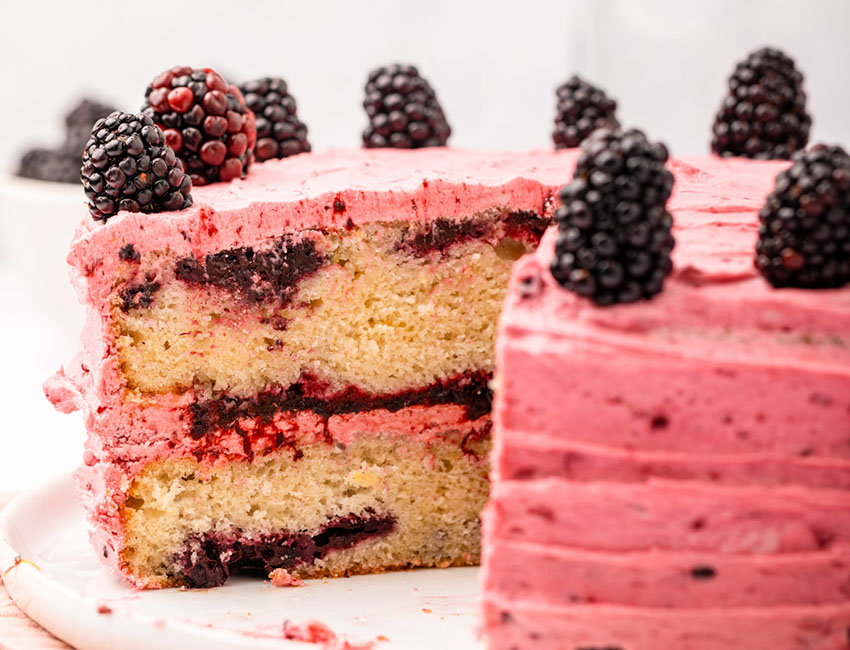 orbc confession of a baking queen blackberry cake