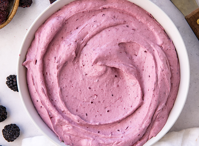 oregon berries its raining flour blackberry cheesecake filling